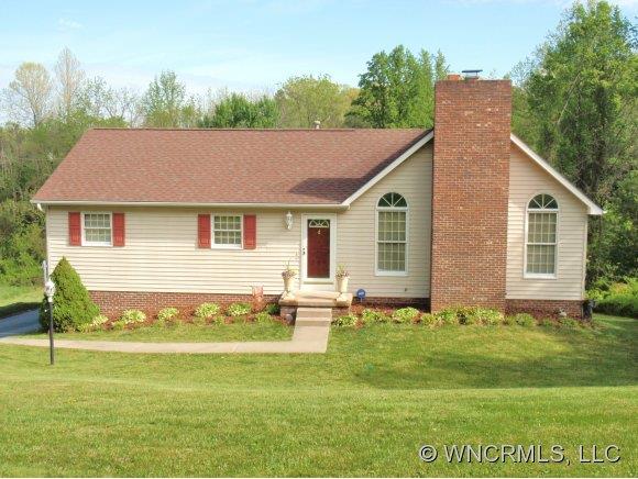 30 Oakley Dogwood Drive Asheville NC 28803