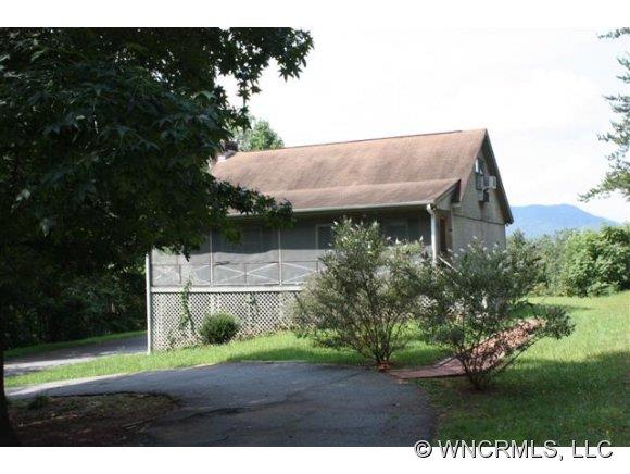 378 Hooker Road Columbus NC 28722