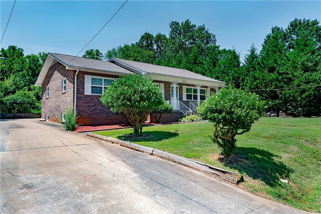 2571 12th Avenue Sw Hickory NC 28602