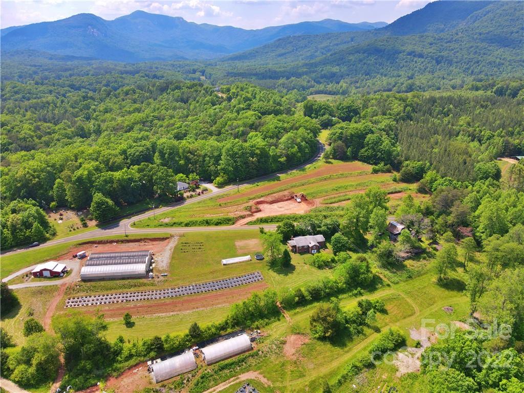 683 Mcdaniel Road Lake Lure NC 28746