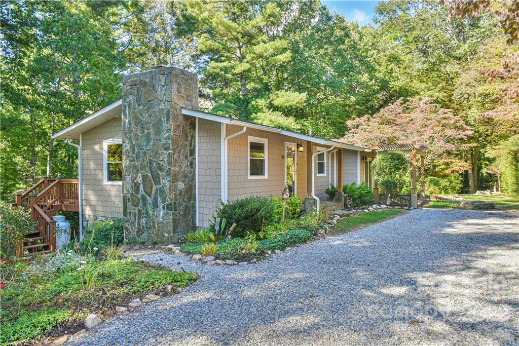 64 Sunrise Ridge Road Spruce Pine NC 28777