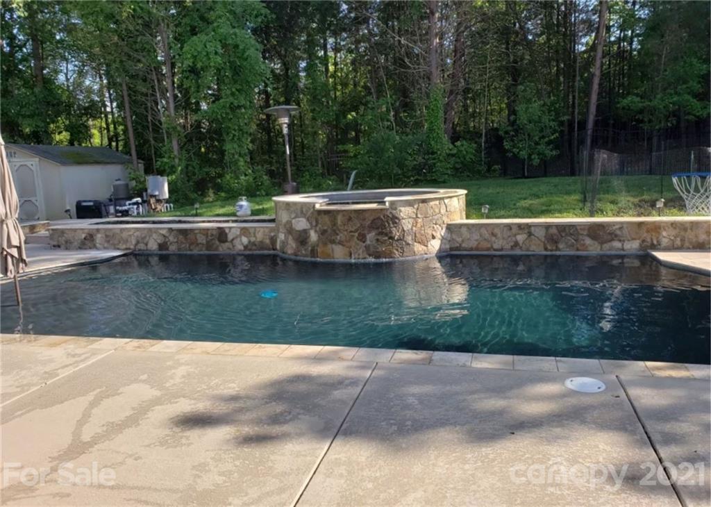 9901 Zackery Avenue Charlotte NC 28277