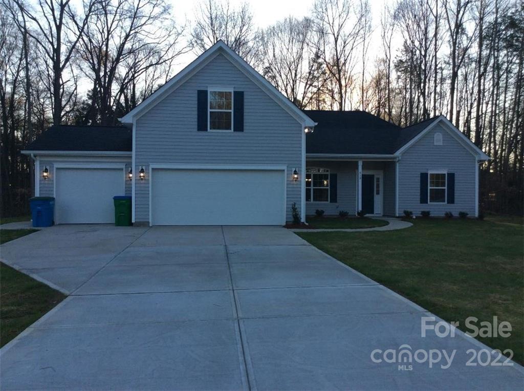 613 Autumn Drive Harrisburg NC 28075
