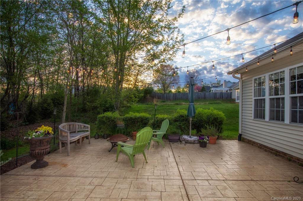215 E Farm Creek Drive Asheville NC 28806