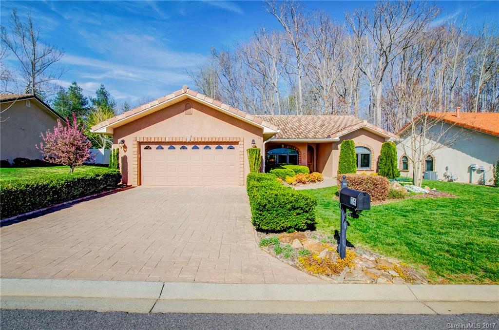 14 Ocaso Drive Asheville NC 28806