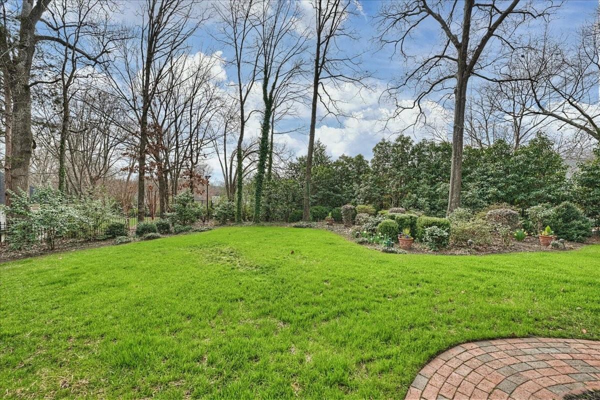7006 Whitemarsh Court Charlotte NC 28210