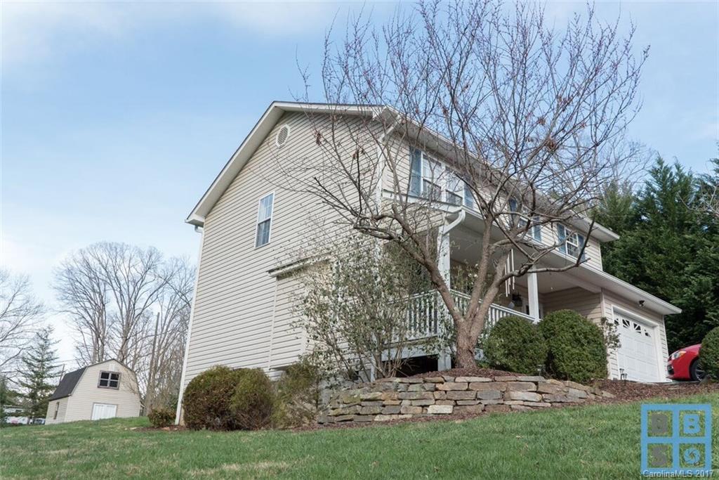 4 Hedgewood Court Asheville NC 28804