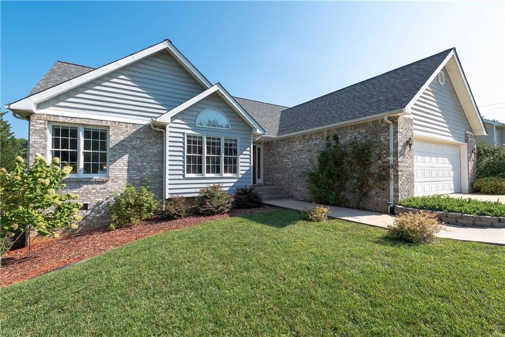 3325 47th Avenue Ne Hickory NC 28601