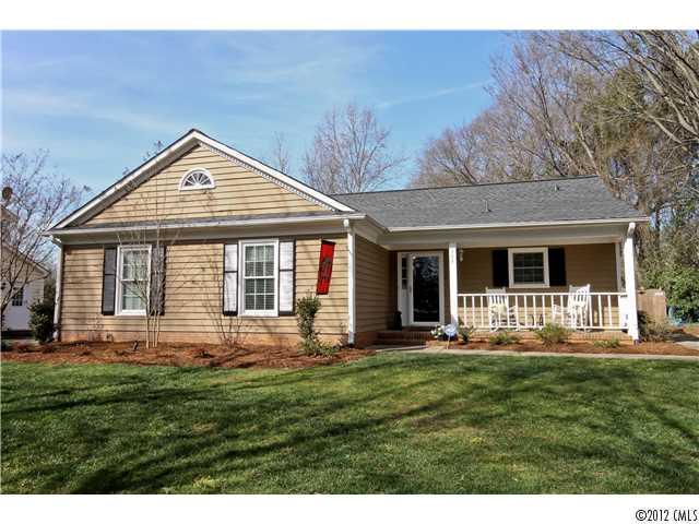 504 Heathermoor Court Charlotte NC 28209