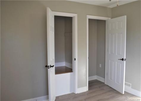 21 Robinwood Avenue Asheville NC 28806