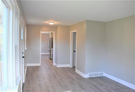 21 Robinwood Avenue Asheville NC 28806