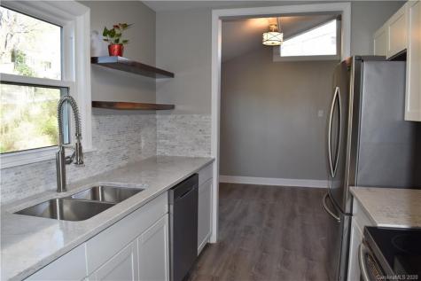 21 Robinwood Avenue Asheville NC 28806