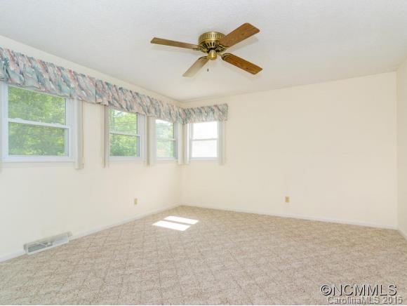 42 Rhododendron Place Asheville NC 28805