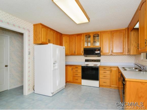 42 Rhododendron Place Asheville NC 28805