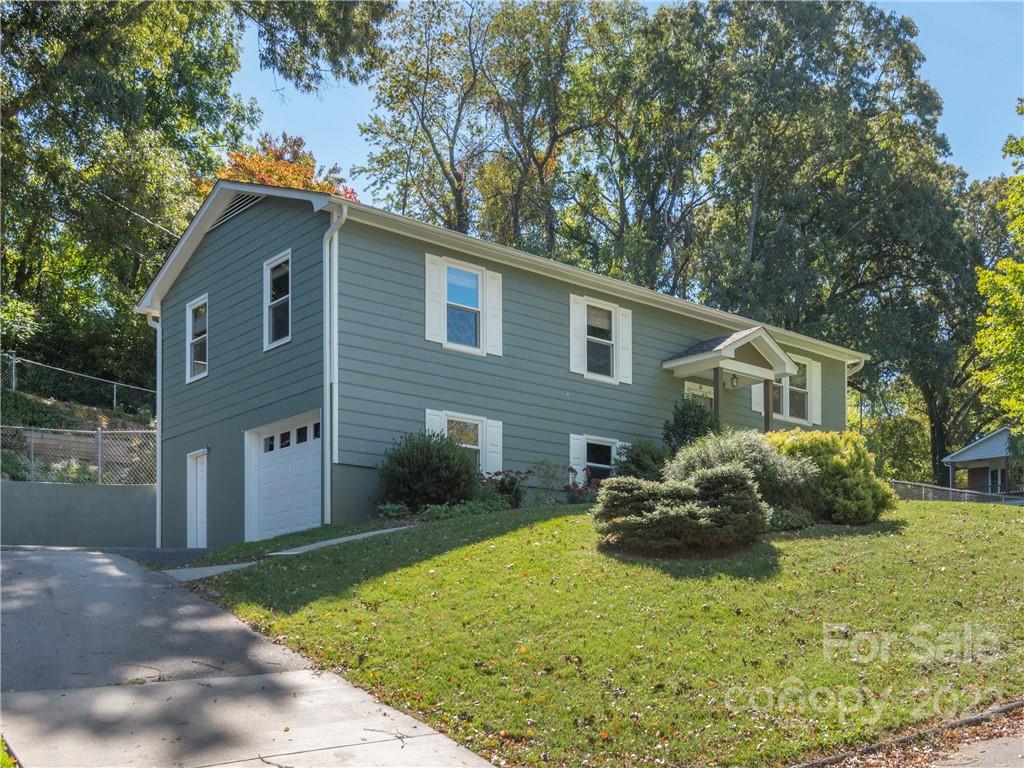 10 Village Park Drive Weaverville NC 28787