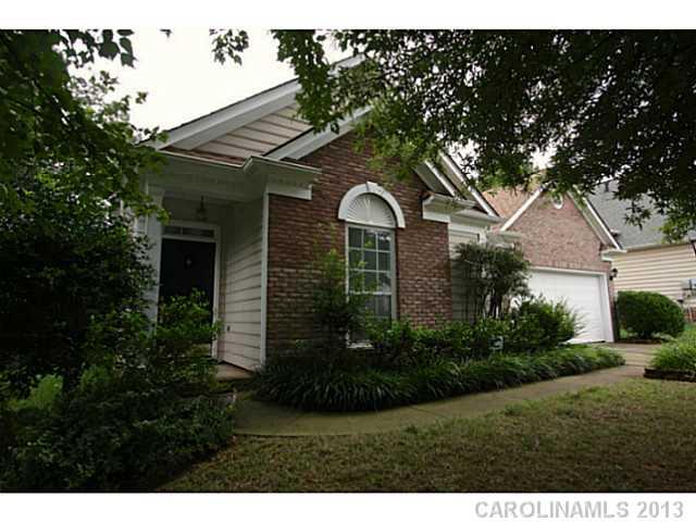 2712 Chickadee Drive Charlotte NC 28269
