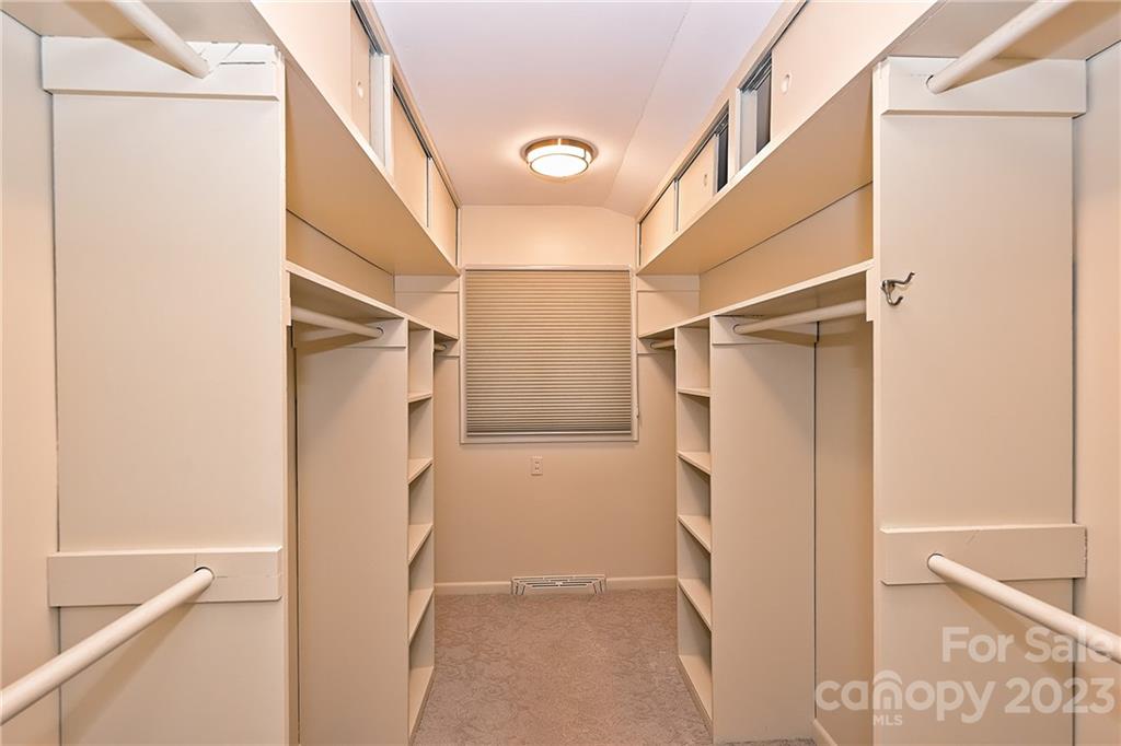 4801 Howland Lane Charlotte NC 28226