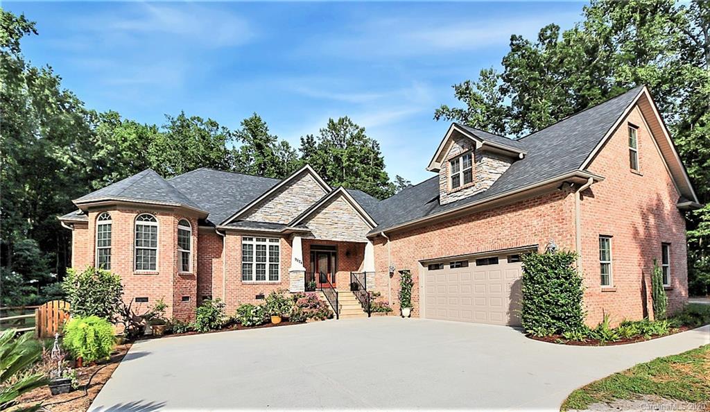 9824 Mcclendon Court Matthews NC 28105