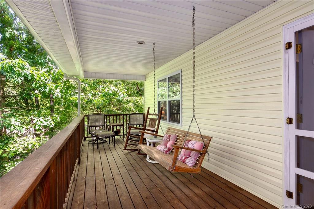 24 Carrier Place Asheville NC 28806