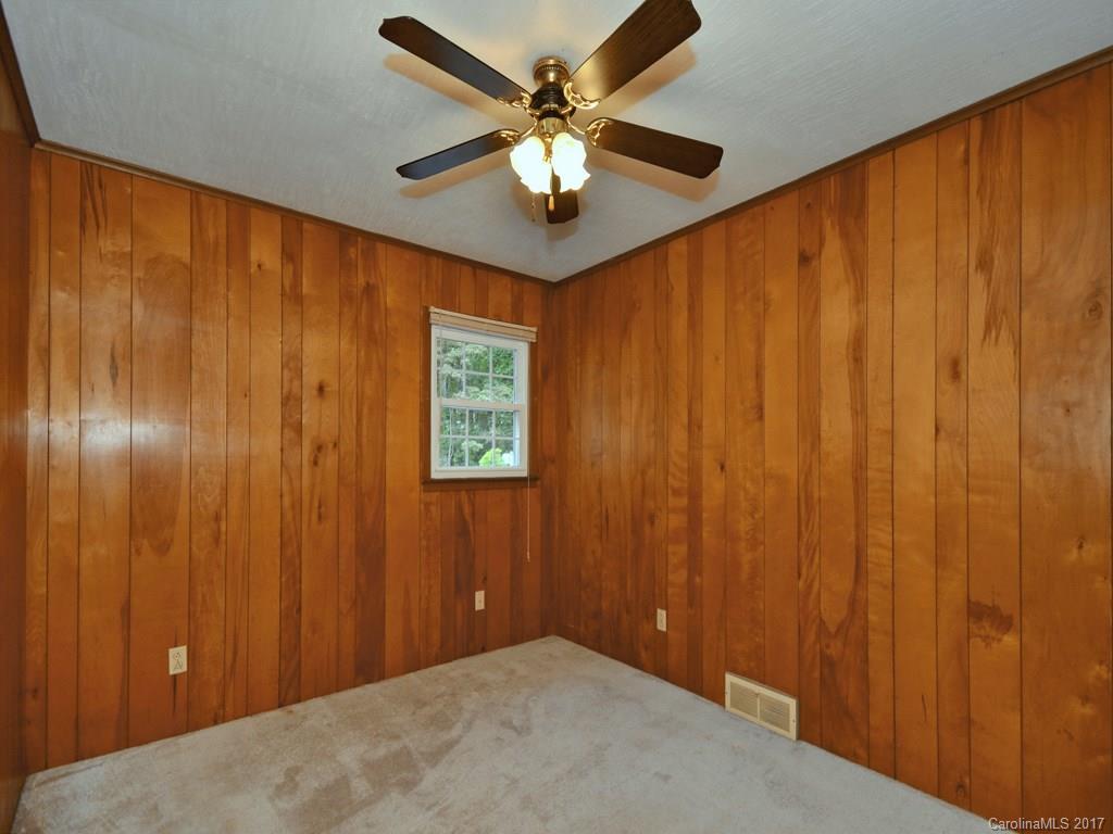 300 Woodland Drive Swannanoa NC 28778