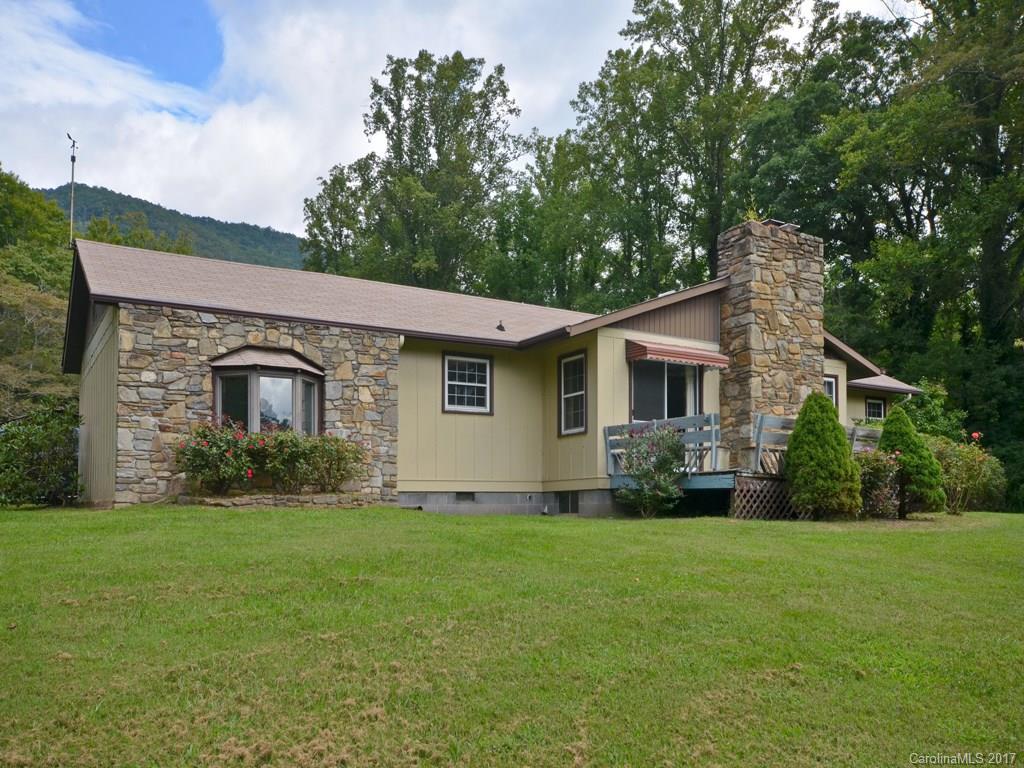 300 Woodland Drive Swannanoa NC 28778