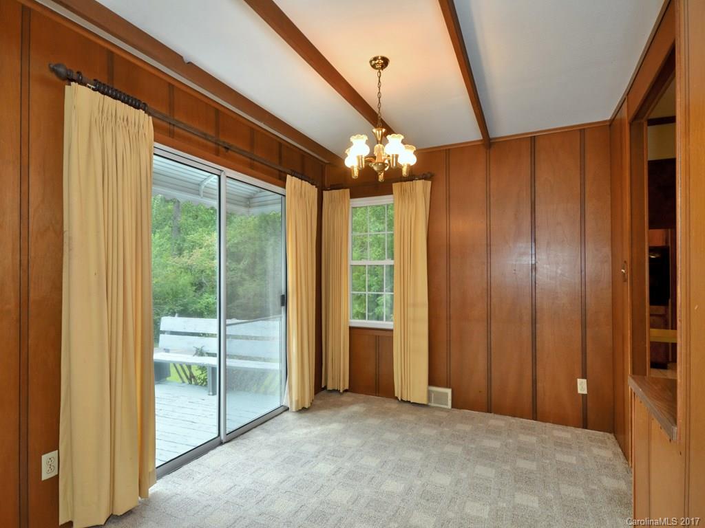 300 Woodland Drive Swannanoa NC 28778
