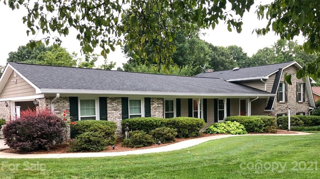 901 Carolyn Street Statesville NC 28677