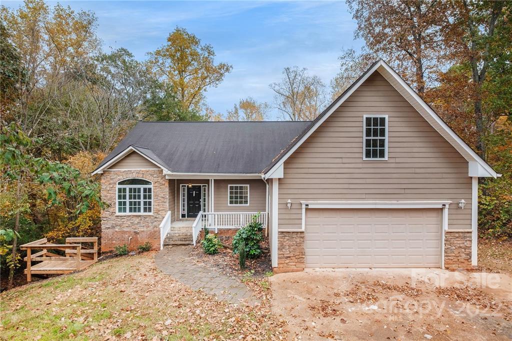 184 Silver Birch Lane Mount Holly NC 28120