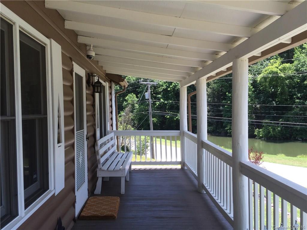 102 Jack London Court Lake Lure NC 28746
