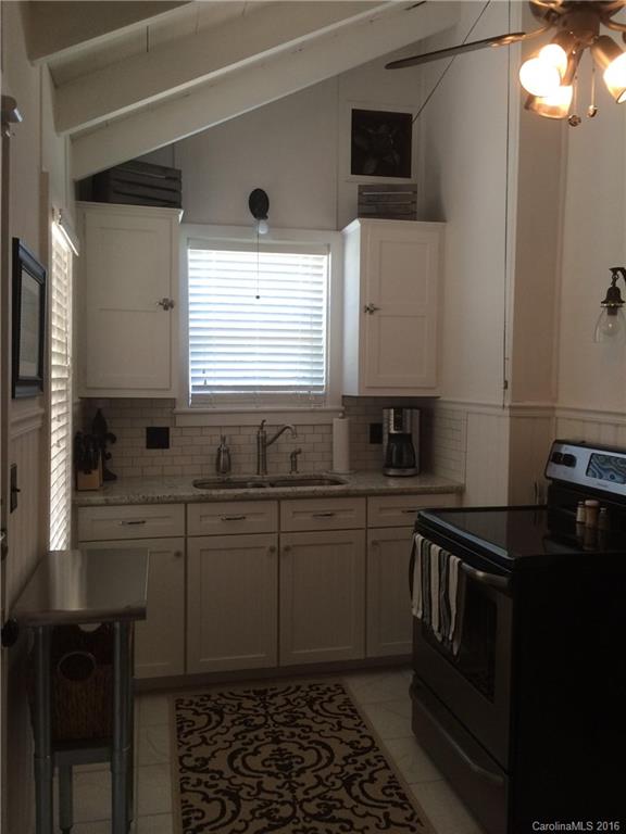 102 Jack London Court Lake Lure NC 28746