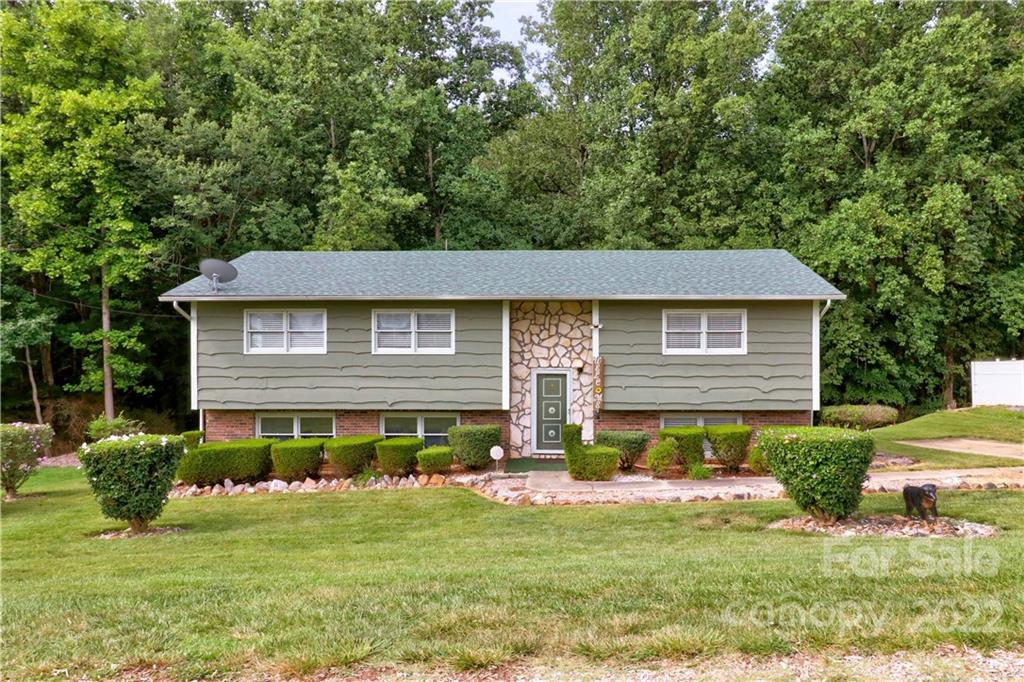 1912 Beauty Street Statesville NC 28625