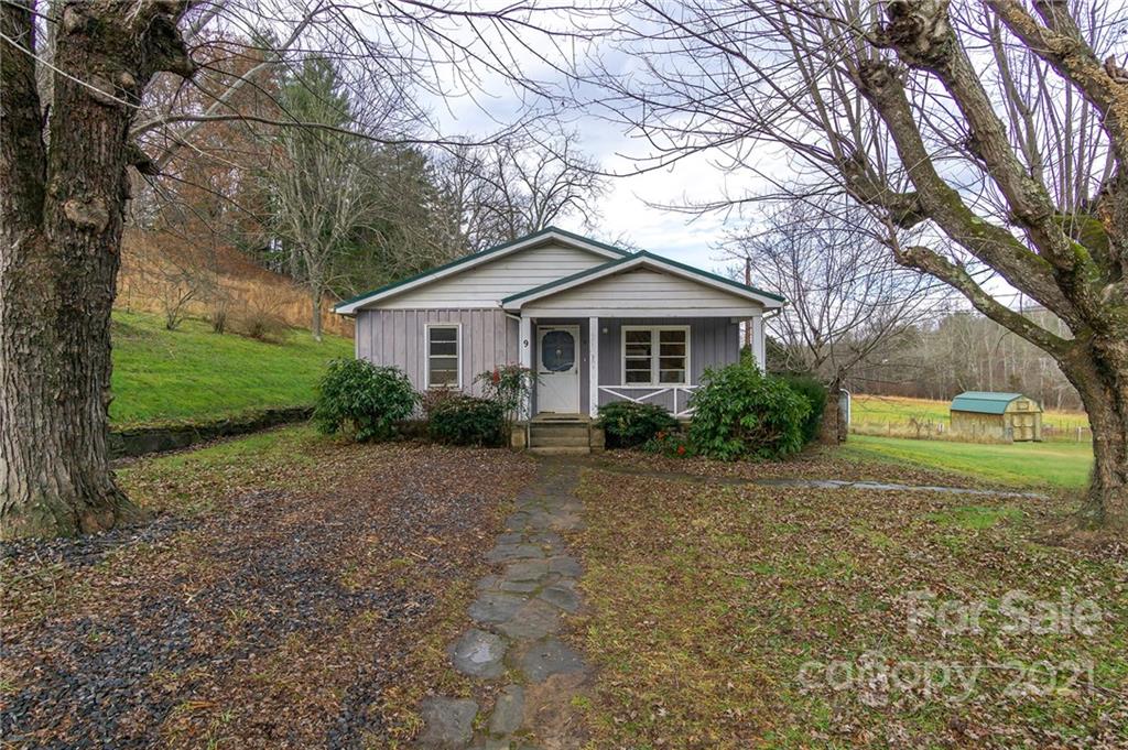 9 Pleasant Grove Road Weaverville NC 28787