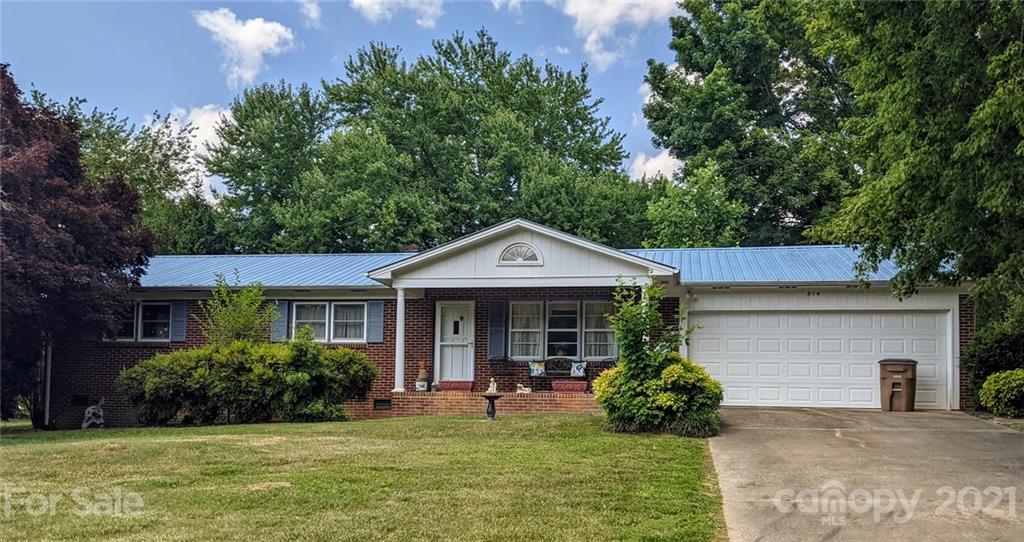 814 Surry Drive Shelby NC 28152