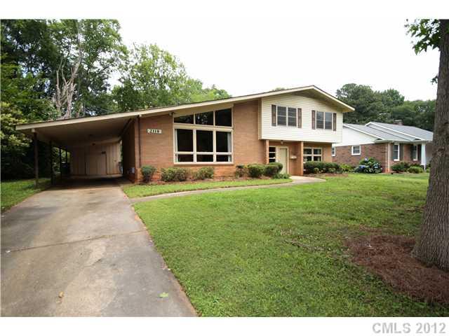 2119 Collingdale Place Charlotte NC 28210