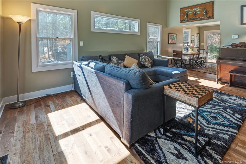 55 Morningside Drive Weaverville NC 28787