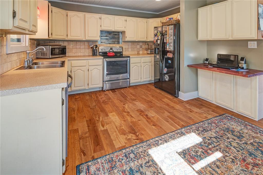 55 Morningside Drive Weaverville NC 28787