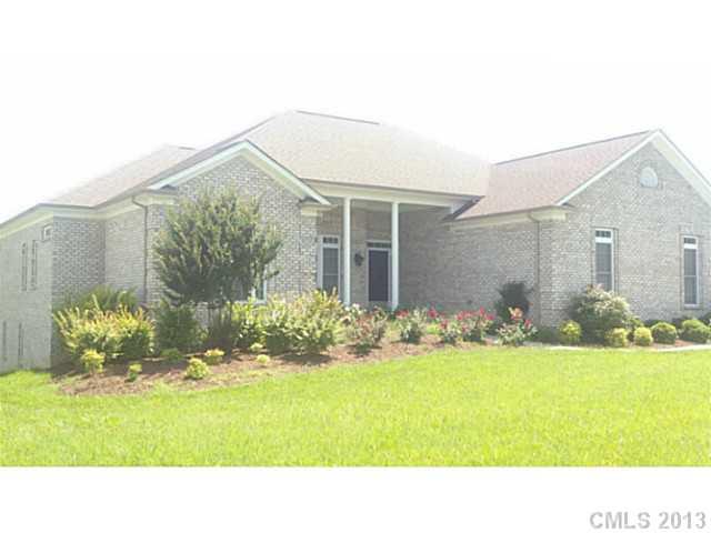 7812 Grimsby Circle Harrisburg NC 28075