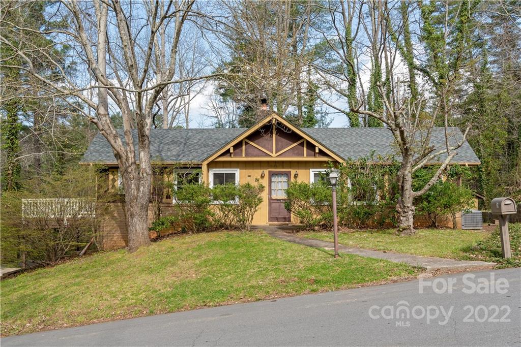 24 Leisure Mountain Road Asheville NC 28804
