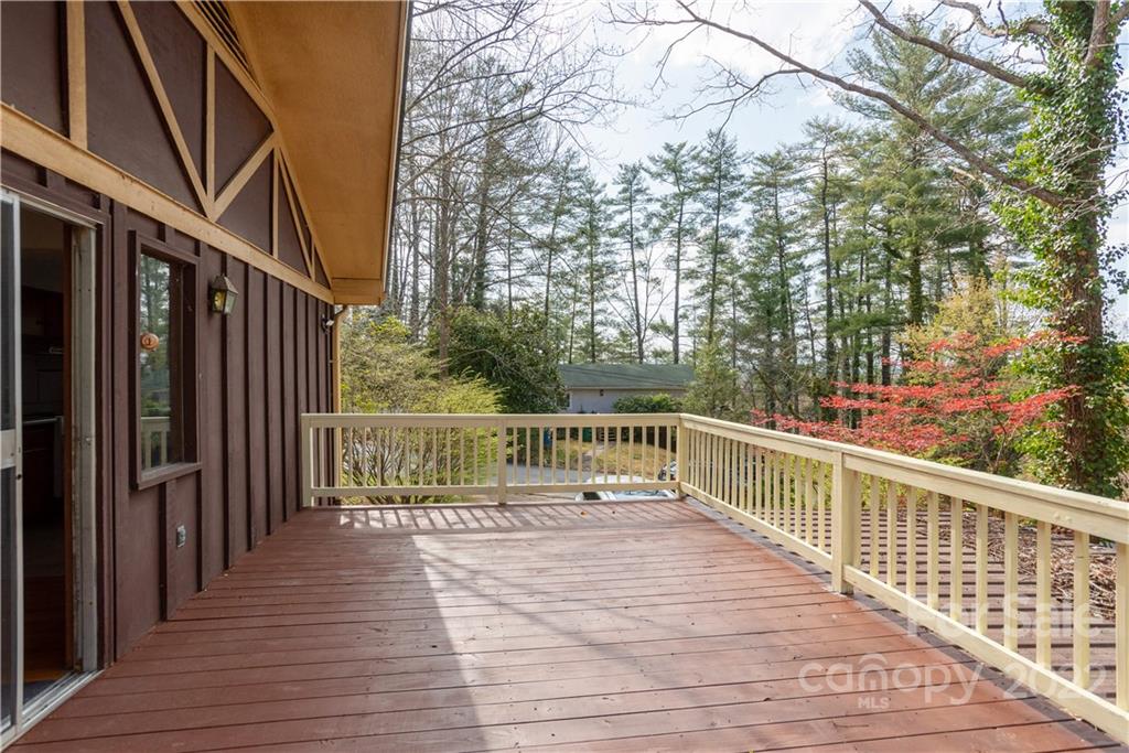 24 Leisure Mountain Road Asheville NC 28804