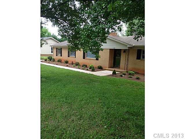 1200 Manchester Lane Charlotte NC 28227
