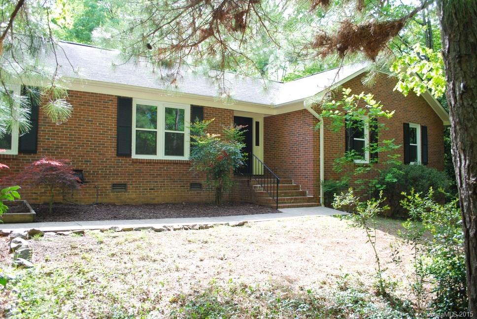 7713 Cedarbrook Drive Charlotte NC 28215