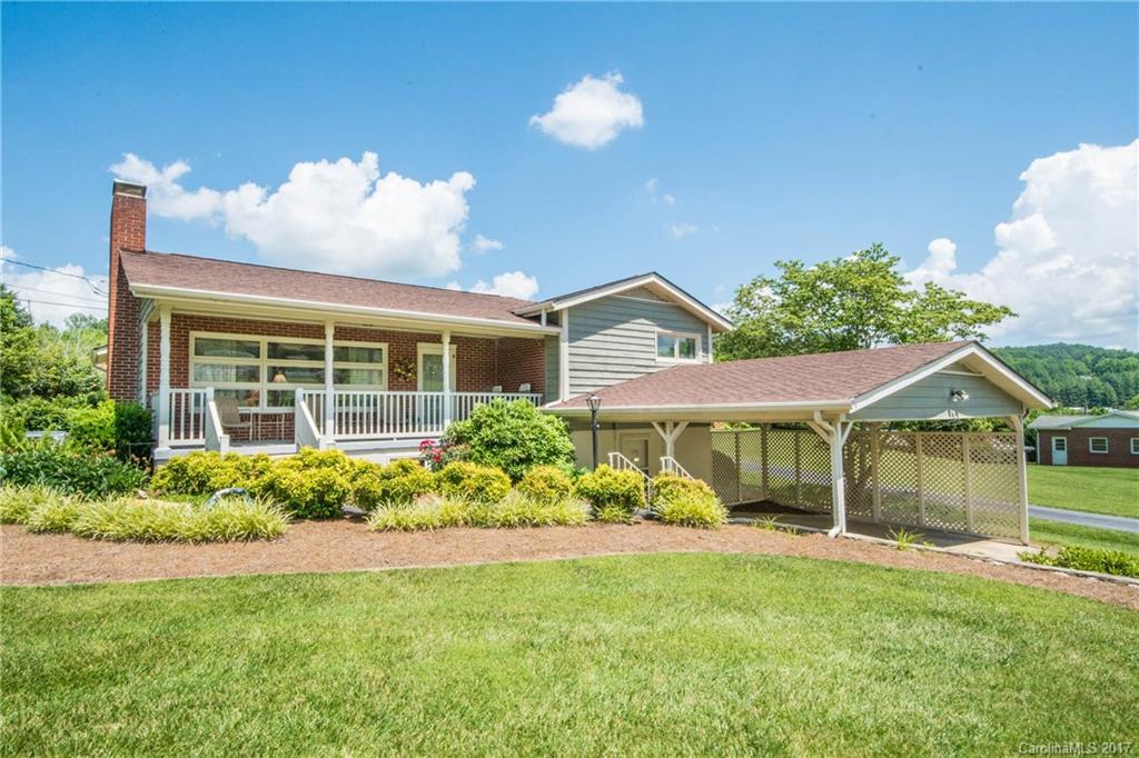 112 Sims Circle Waynesville NC 28786
