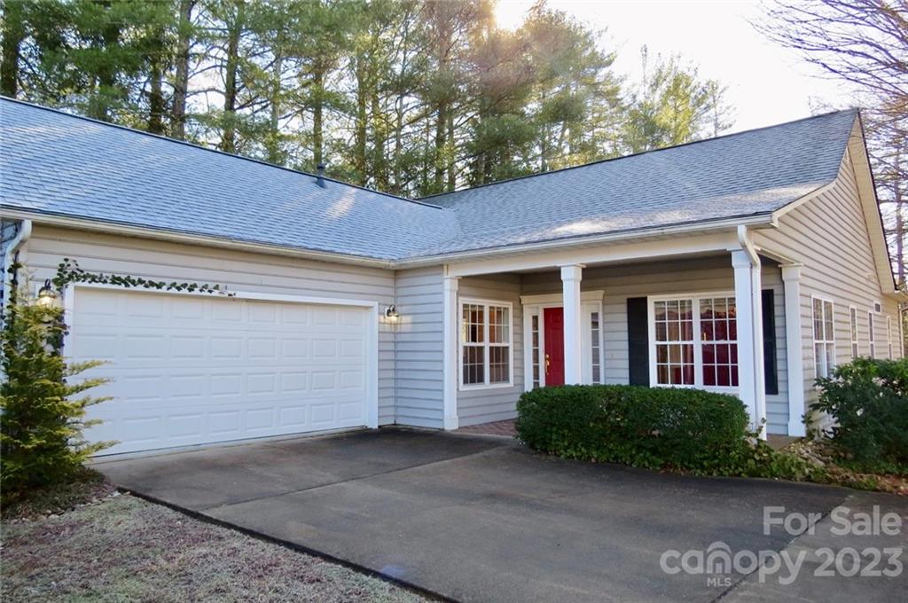 93 Cambridge Drive Brevard NC 28712