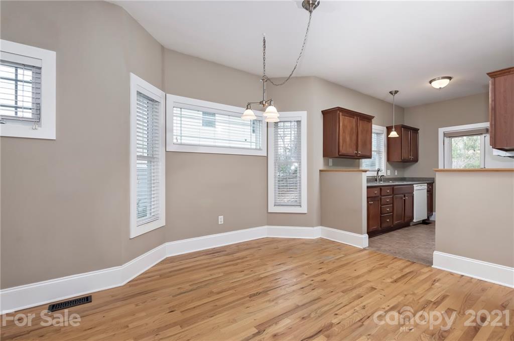 30 Lamar Avenue Asheville NC 28803