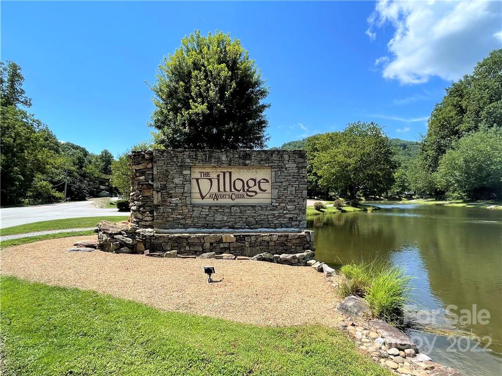 6 Pine Ridge Trail Arden NC 28704