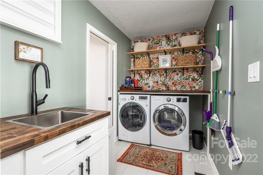 6 Pine Ridge Trail Arden NC 28704