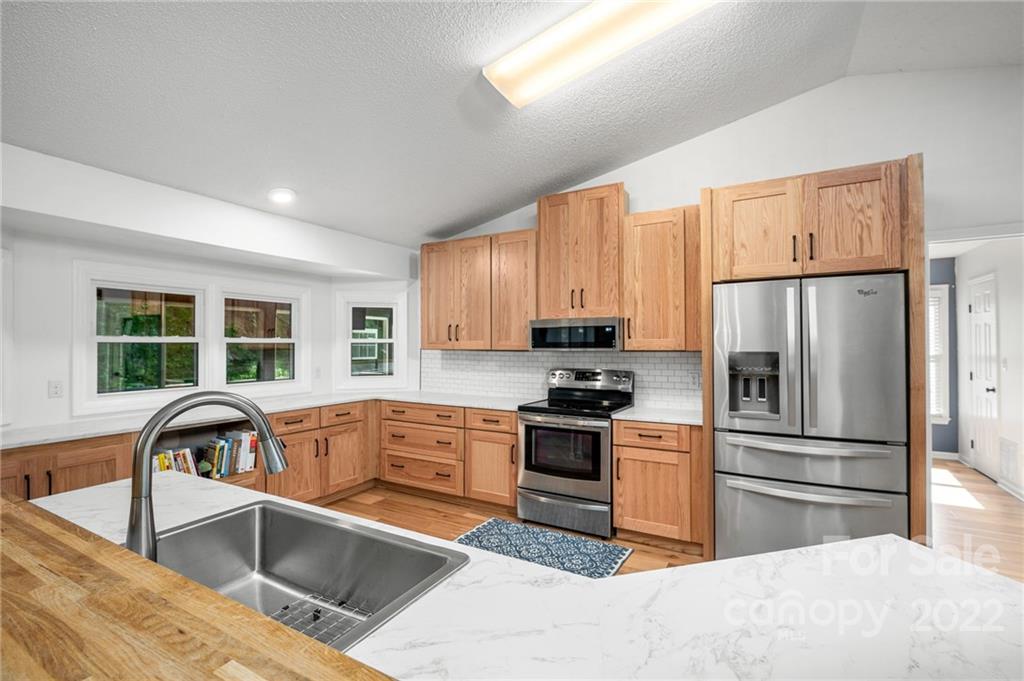 6 Pine Ridge Trail Arden NC 28704
