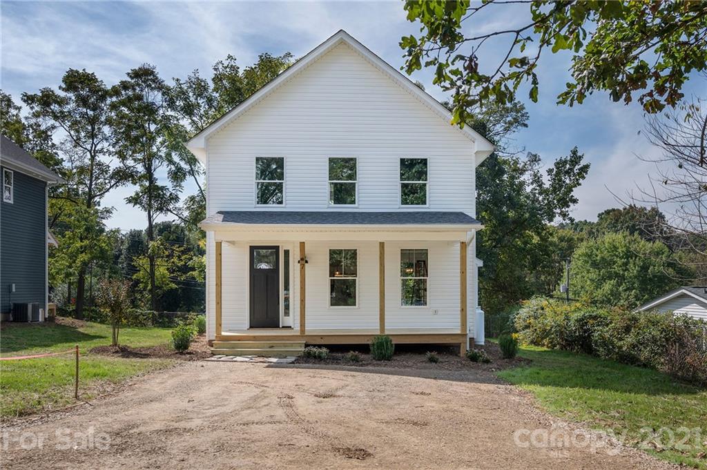7 Oak Hill Road Candler NC 28715