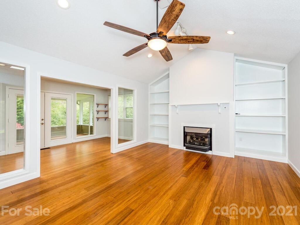 18 Oakwood Road Candler NC 28715