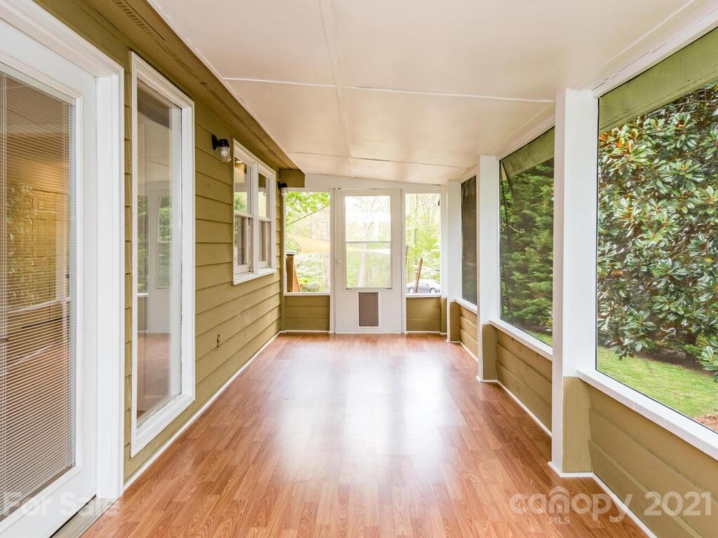 18 Oakwood Road Candler NC 28715
